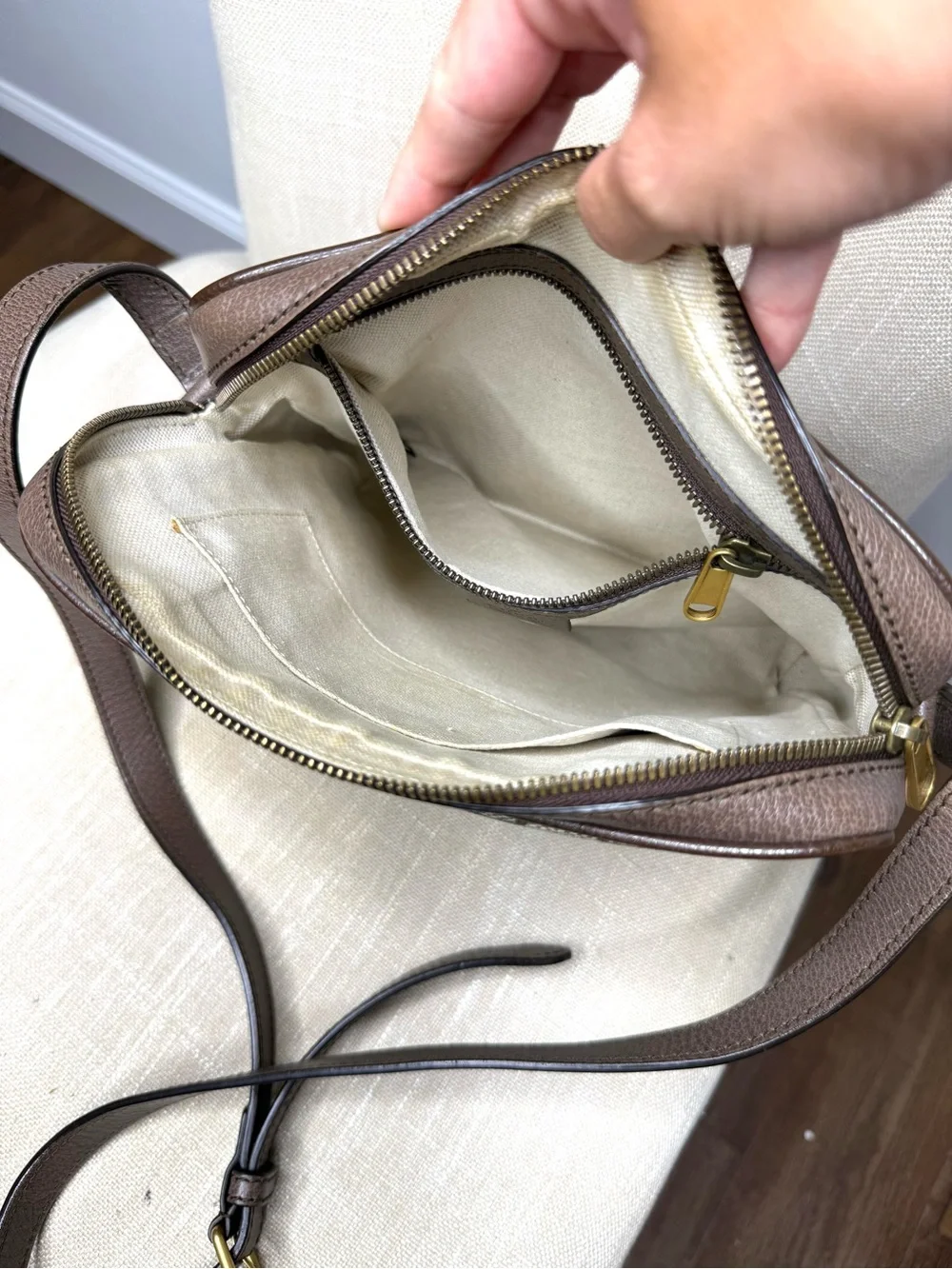 Gucci authentic gg